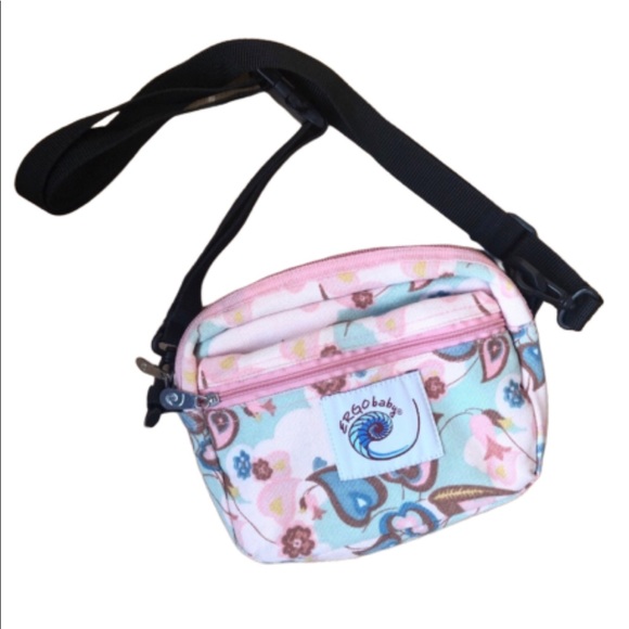 ergobaby front pouch